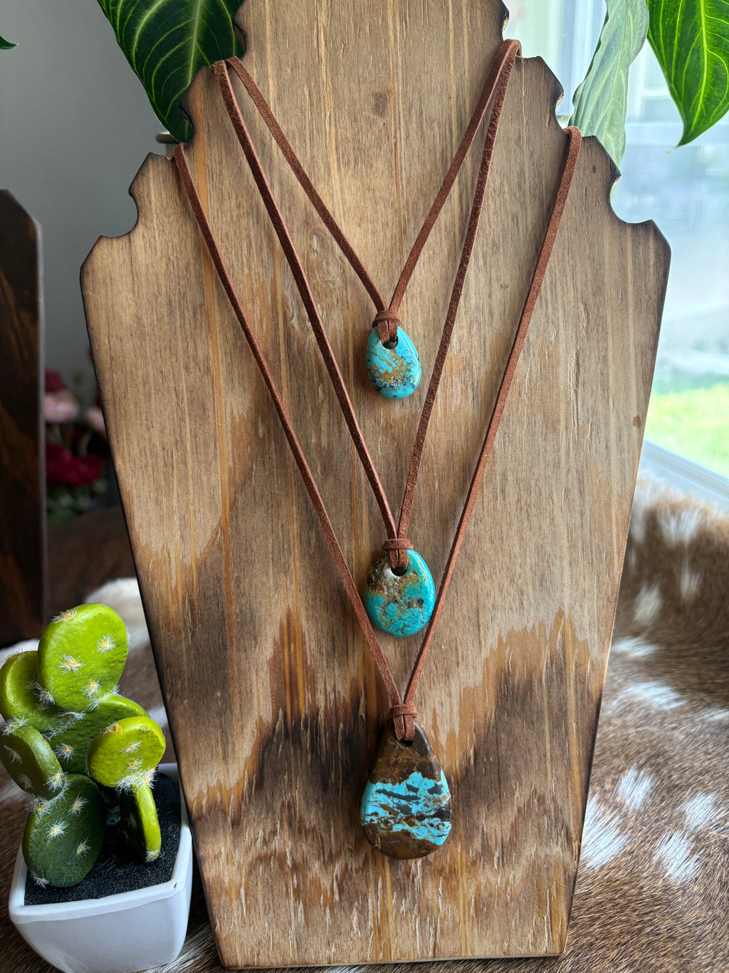 Kingman Cuero Grande Necklace