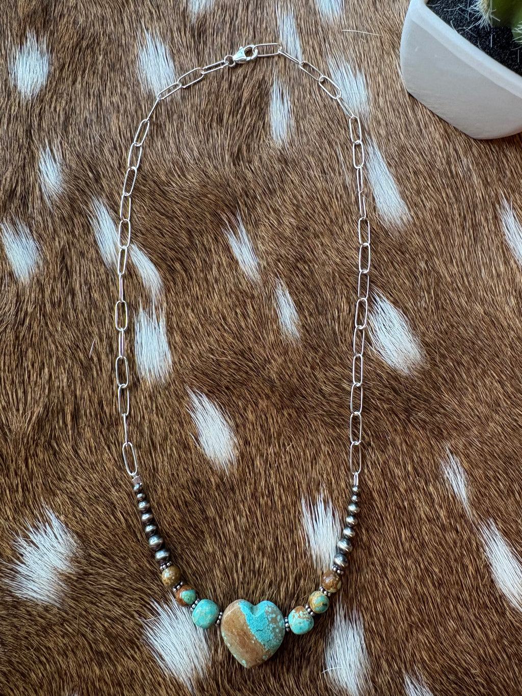 Mine 8 Heart Prissy Chain Necklace