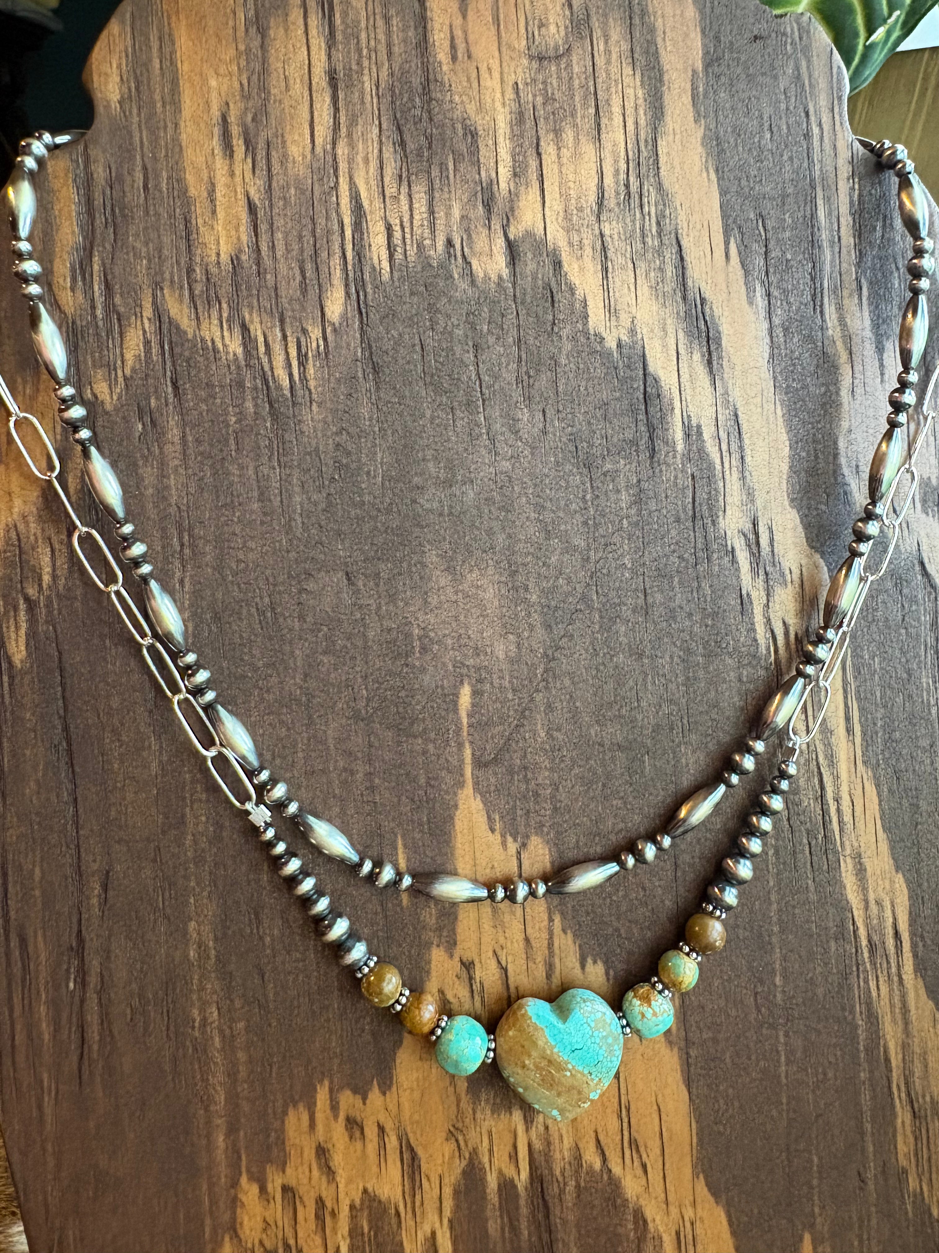 Mine 8 Heart Prissy Chain Necklace