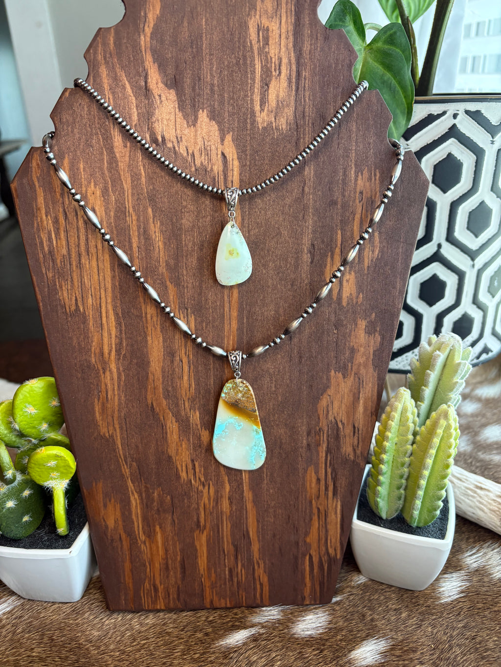 Palomino Pendant