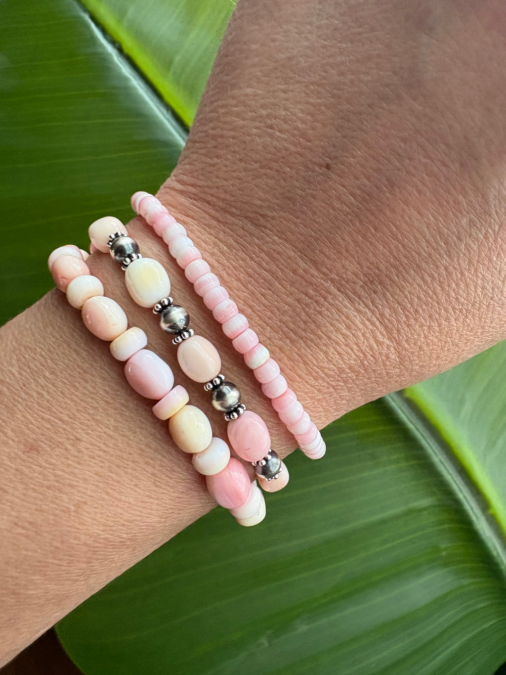 Dainty Pink Conch Accent Bracelet