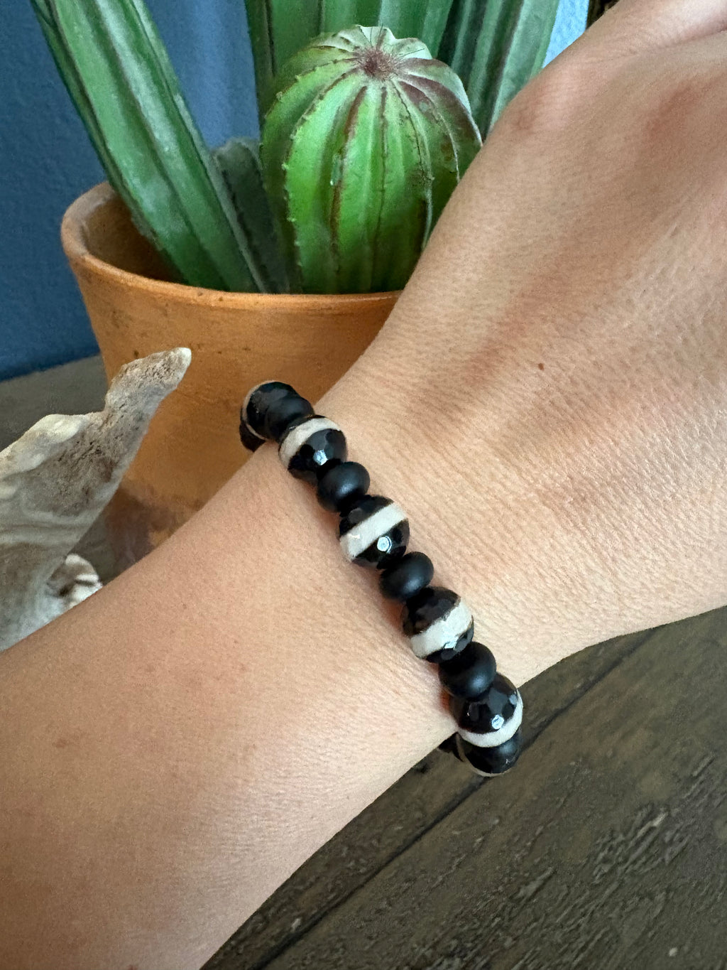 Tibetan Agate & Onyx Chunky Bracelet