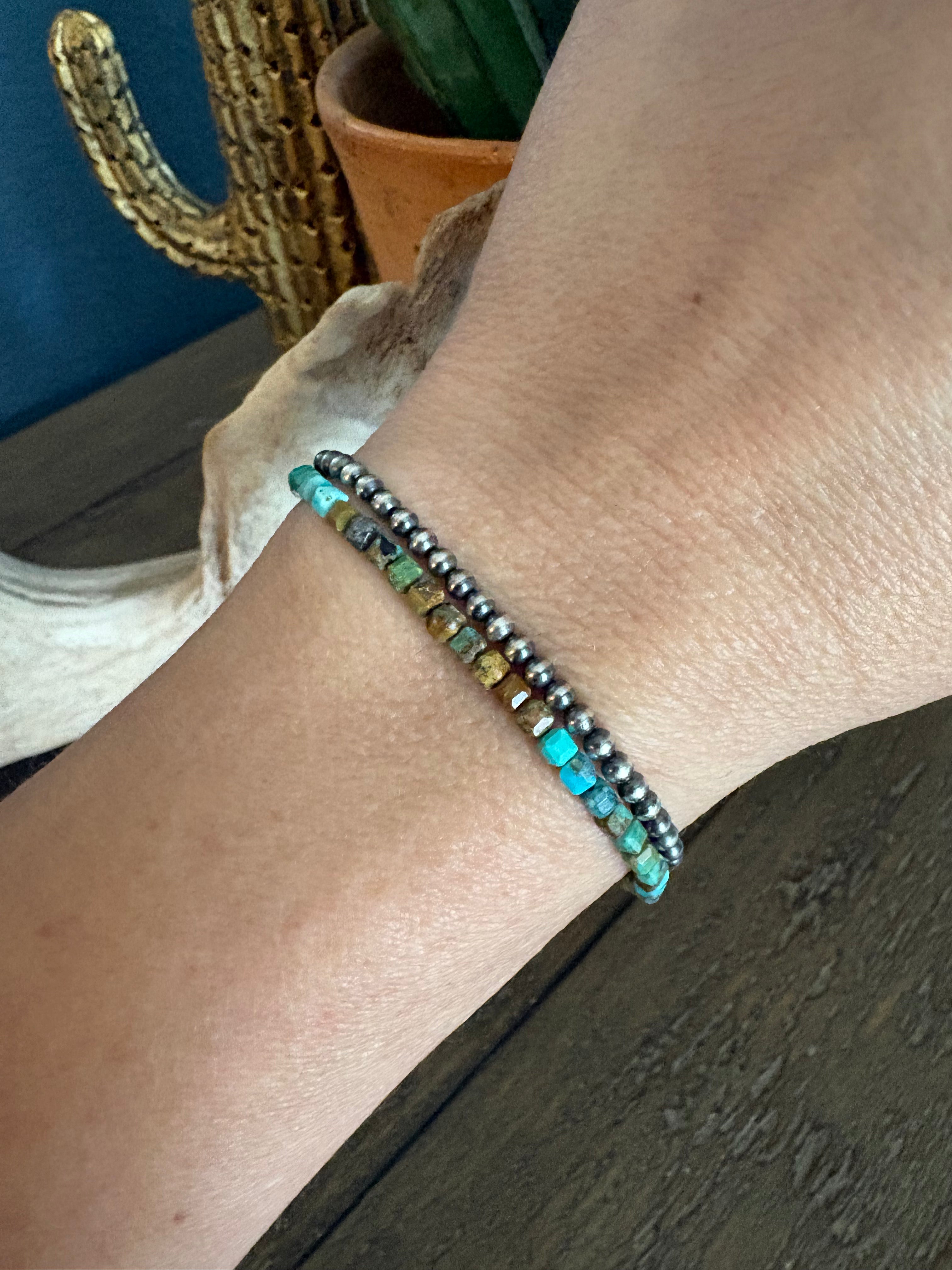 Dainty Ombré Huebi Bracelet