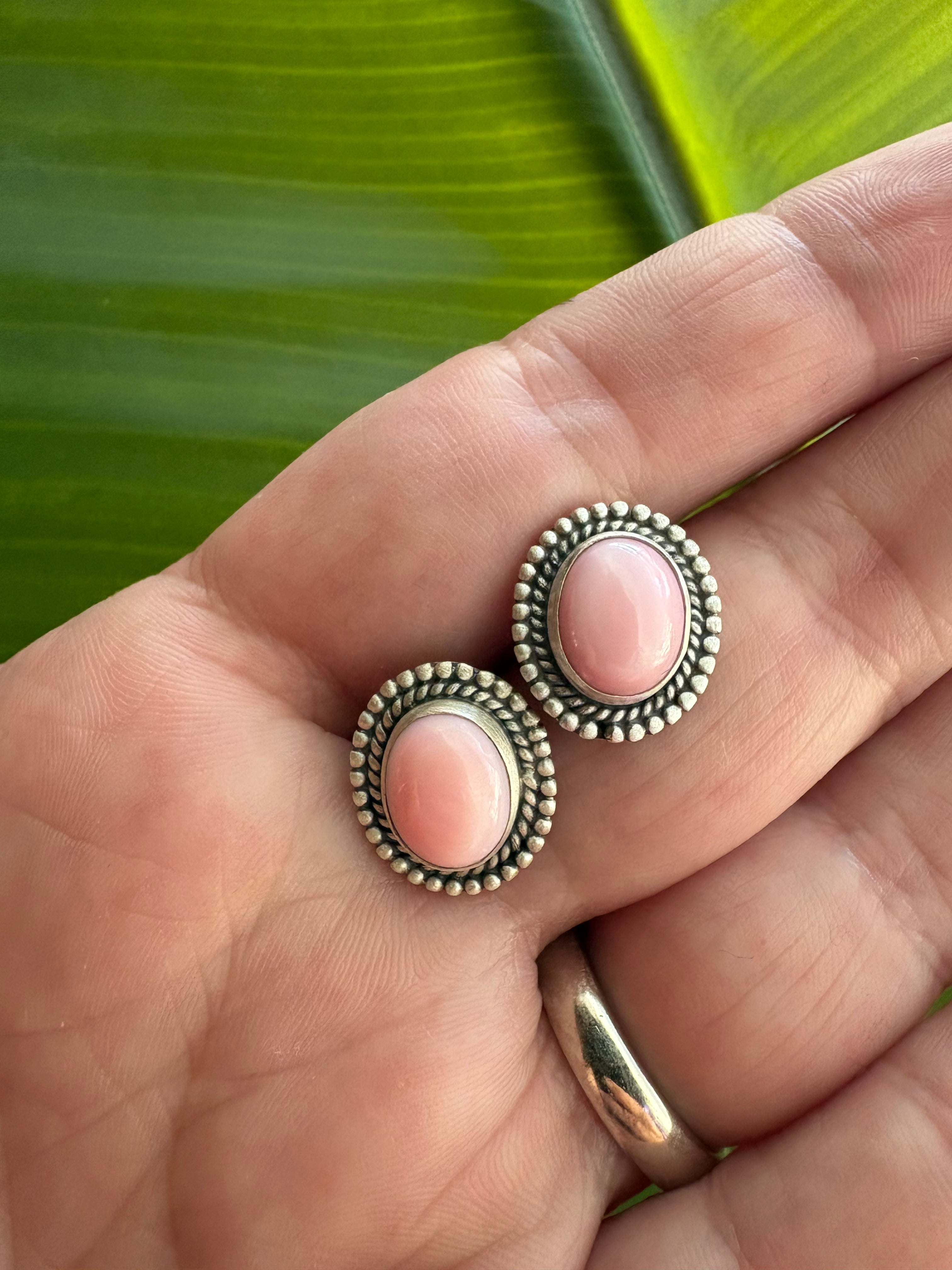 Pink Conch Stud Earrings