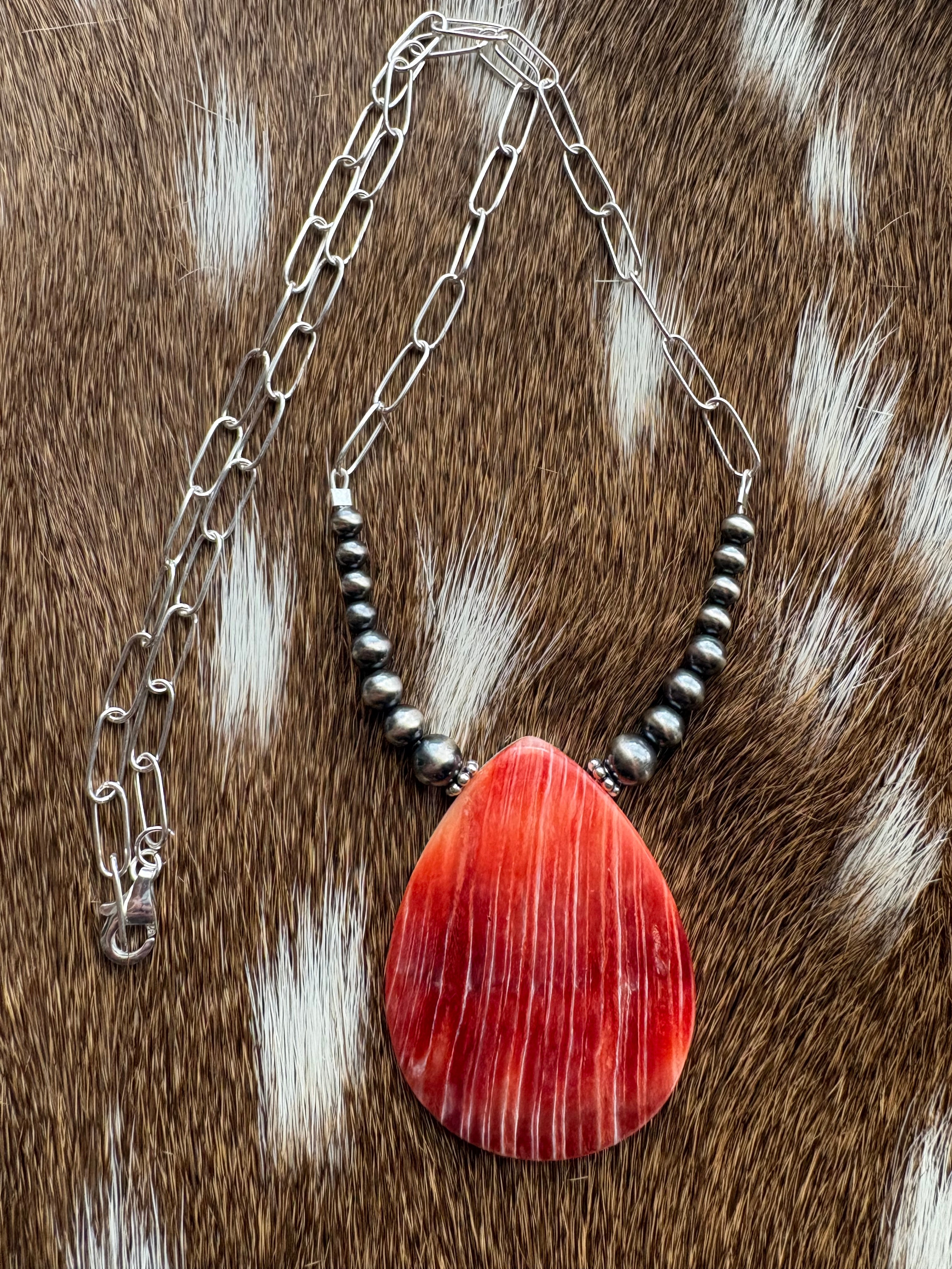 Red Spiny Prissy Chain Necklace