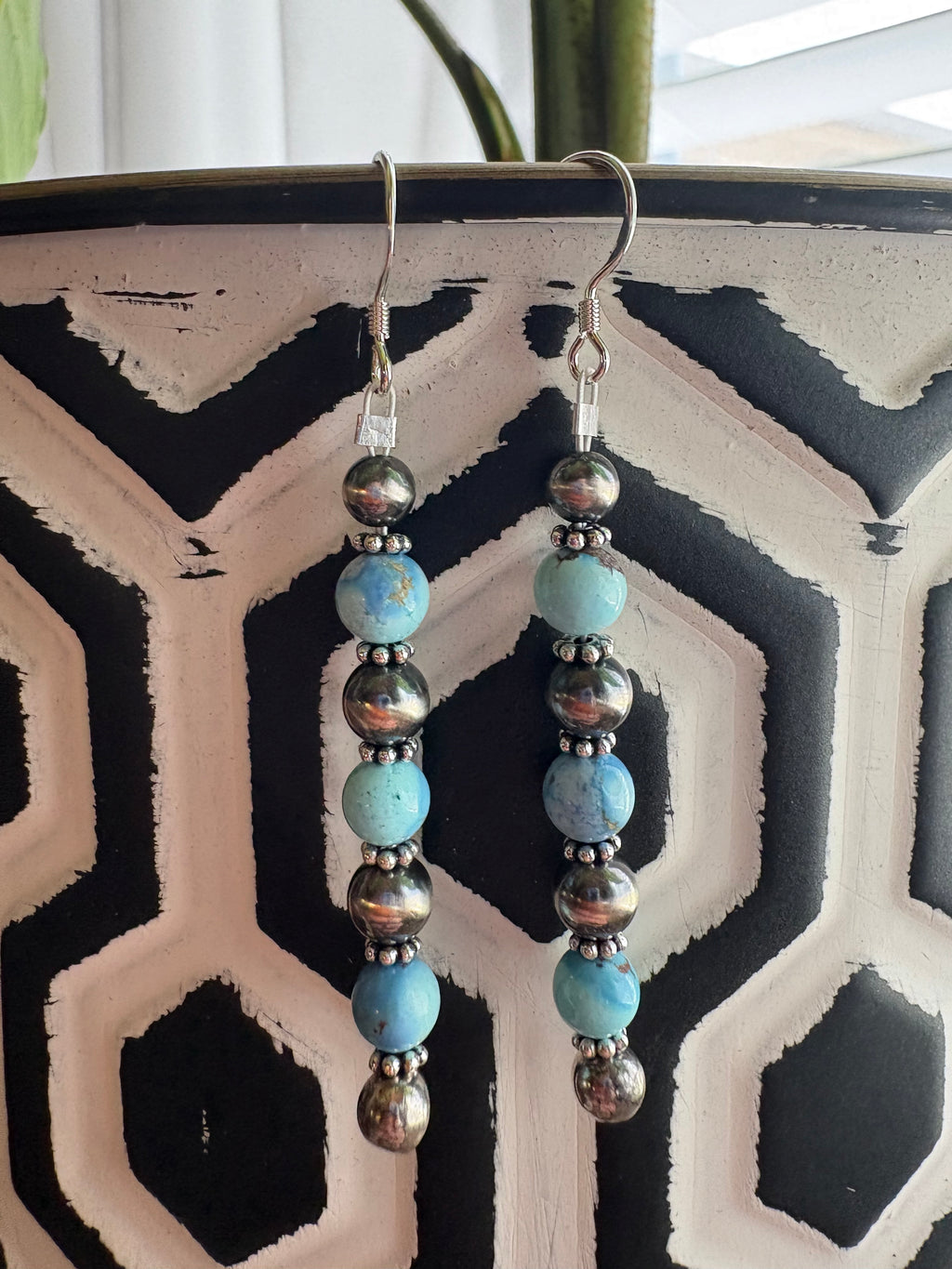Golden Hills Prissy Drop Dangle Earrings (short)