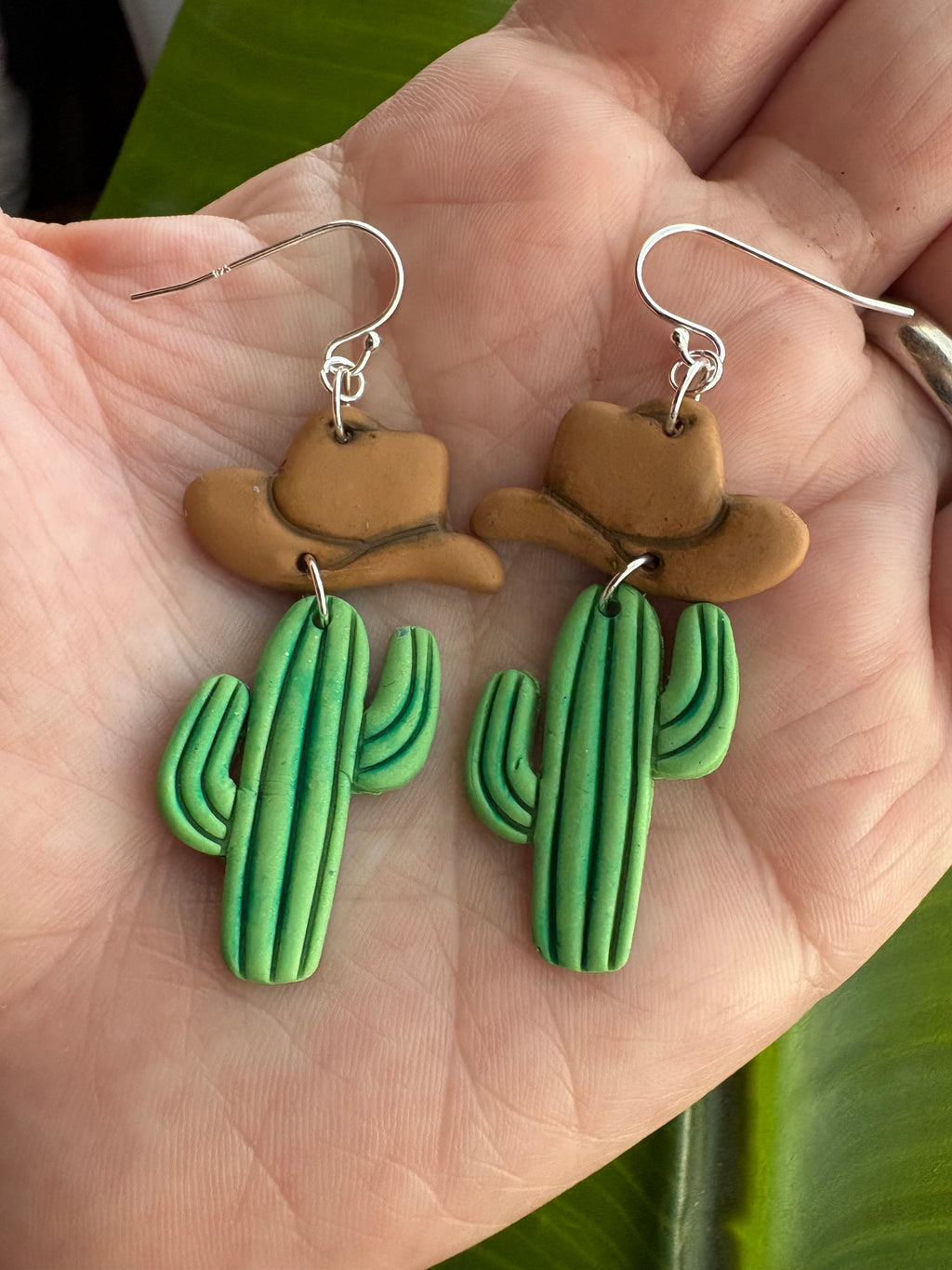 Western Feels Dangle Earrings