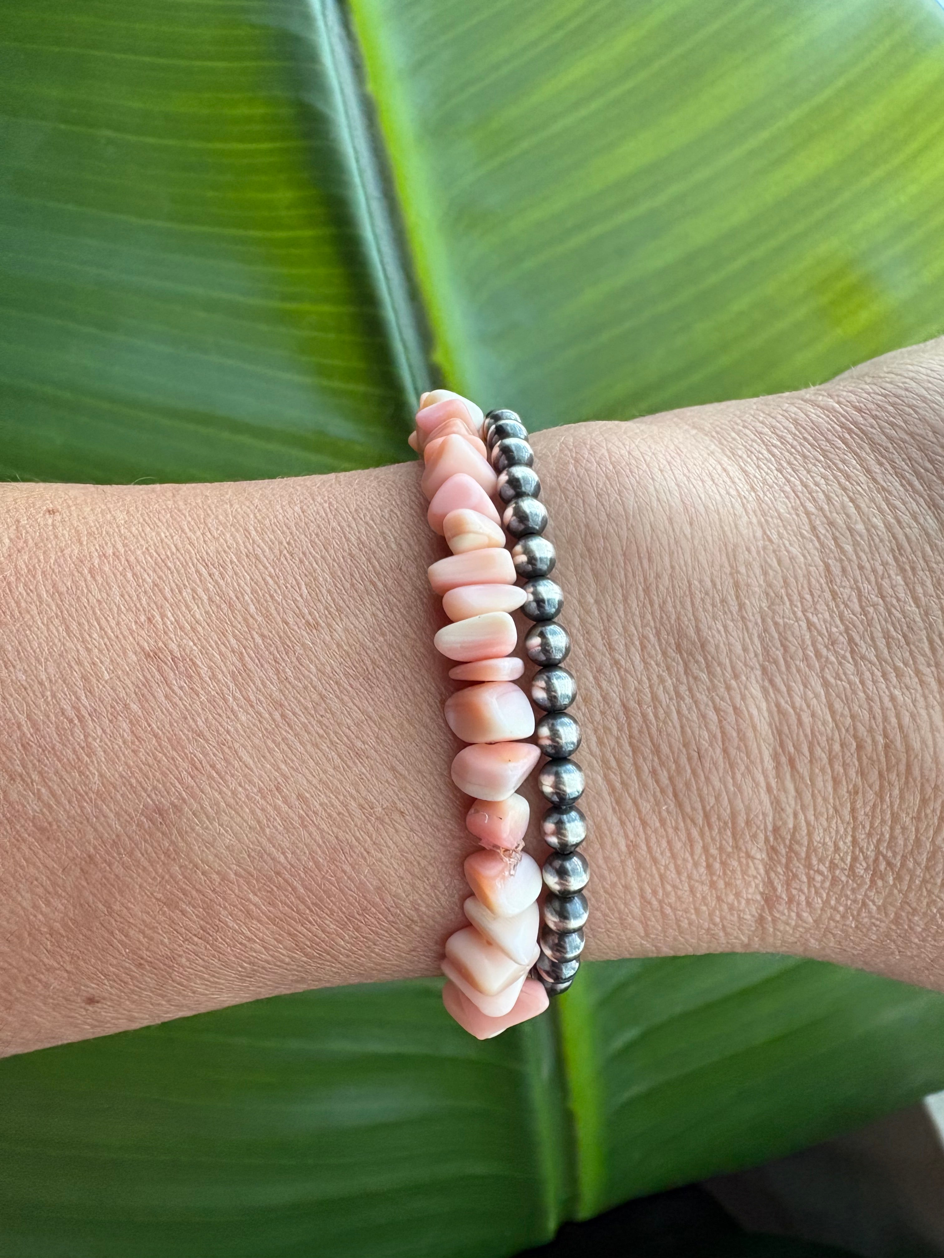 Pink Conch Chip Bracelet