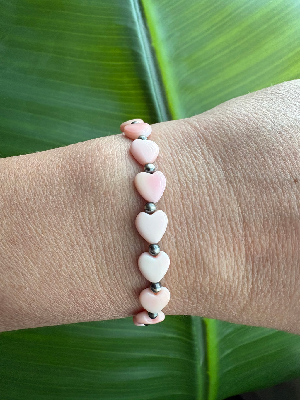 Pink Conch Heart & Pearl Bracelet