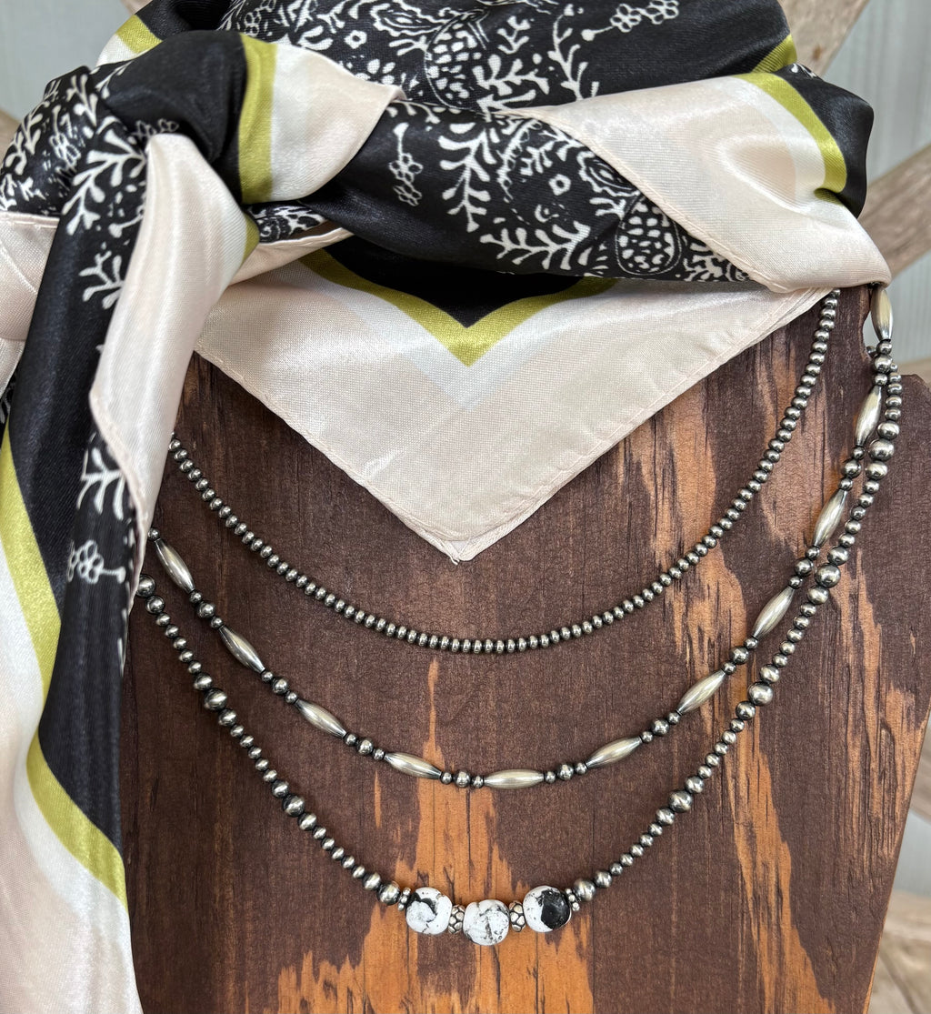 White Buffalo Graduated Prissy Necklace
