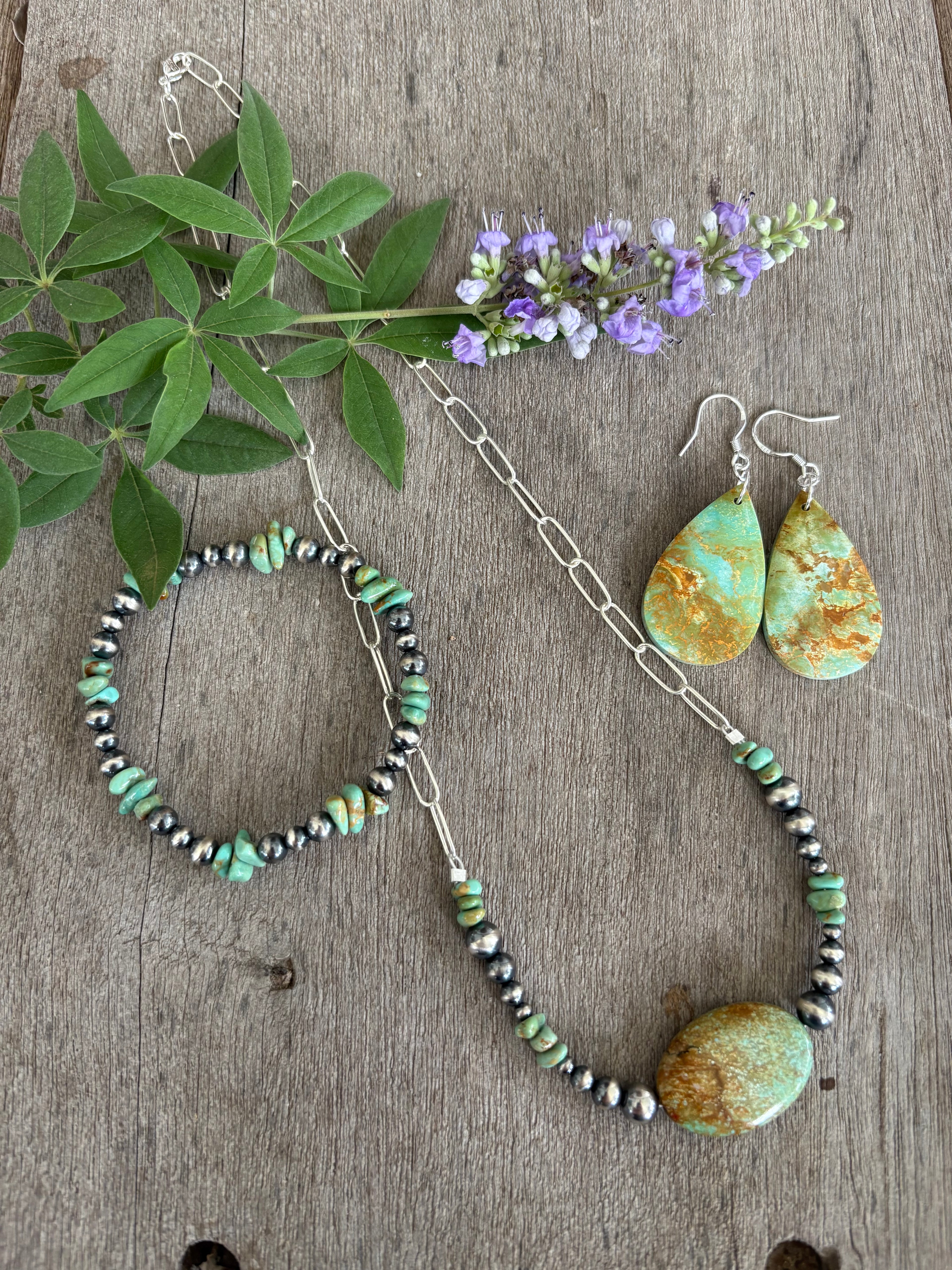 Campitos Army Green & Pearl Bracelet